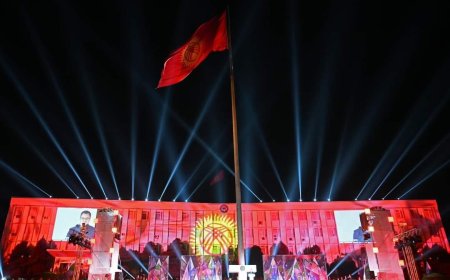 Ош шаарында өлкөнүн Көз карандысыздык майрамына карата гала-концерт өттү