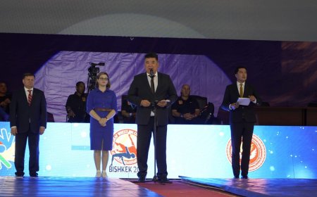 Алтынбек Максутов Бишкекте алгачкы жолу өтүп жаткан сурдо спорту боюнча дүйнө чемпионатын ачты