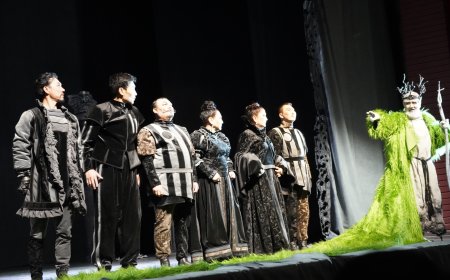 “Король Лир” спектаклинин премьерасы өттү