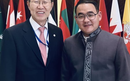 Замминистра Чынгыз Эсенгул уулу встретился с Президентом национального азиатского культурного центра Кореи Ли Кан Хеном