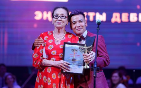 Улуттук “Эргүү” театр сыйлыгы мыктыларга тапшырылды