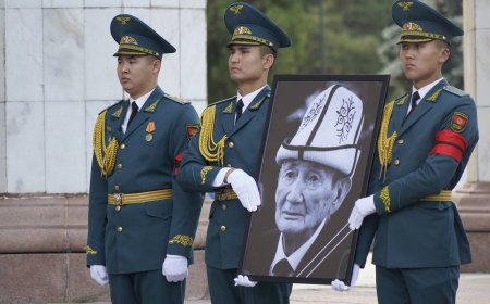 Кыргыз мультипликациясынын негиздөөчүсү Сагын Ишенов акыркы сапарга узатылды