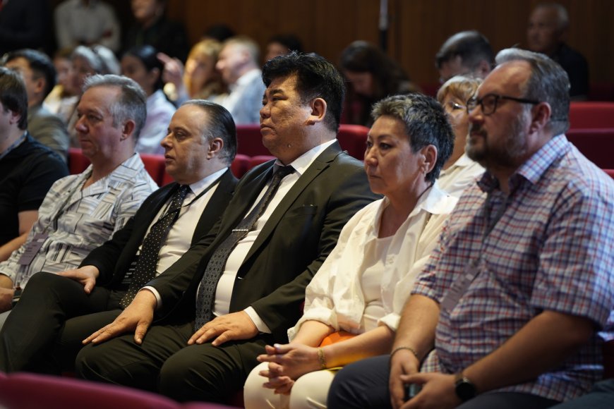В Бишкеке официально стартовал Вахтанговский фестиваль театральных менеджеров