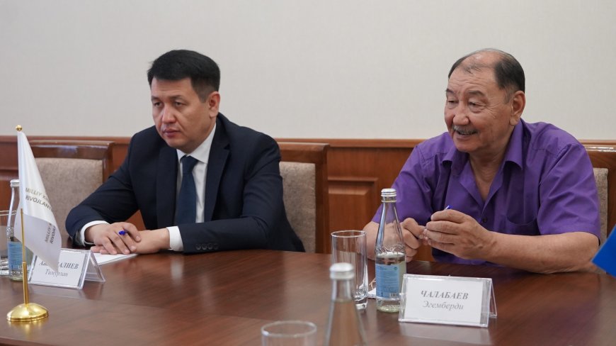 Тимурлан Ажымалиев встретился с заместителем директора Государственного агентства кинематографии Узбекистана Шухратом Ризаевым