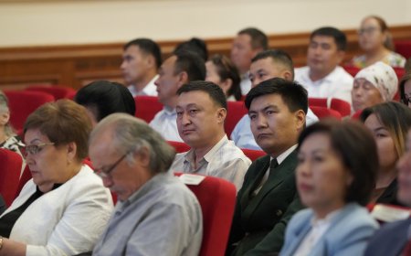 Театр оюн-зоок мекемелери үчүн гастролдорго чыгууга автоунааларды алуу пландалууда