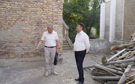 Бакен Кыдыкеева атындагы Мамлекеттик жаш көрүүчүлөр театрынын ремонт иштери башталды