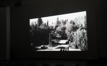 Тарых музейинде “Кыргызстандын өнүгүү доору” хроникалык даректүү тасманын бет ачары болуп өттү