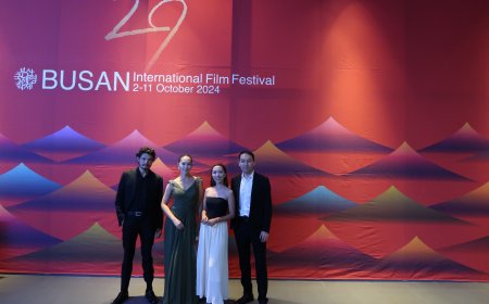 Пусан кинофестивалынын кызыл килеминде “Качкын” кыргыз тасмасынын тобу өттү