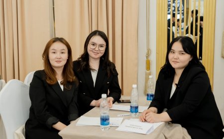 В соответствии с Законом Кыргызской Республики «О государственной гражданской службе и муниципальной службе» объявляет открытый конкурс на главную, старшую и младшую группы административных должностей для включения в резерв кадров Министерства культуры, информации, спорта и молодежной политики Кыргызской Республики