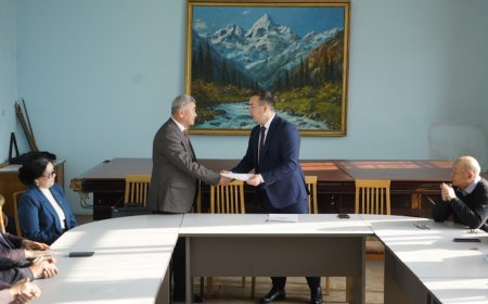 Алмаз Кулматов “Кыргыз Туусу” гезитинин башкы редактору болуп дайындалды