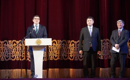 Эдиль Байсалов посетил премьеру балетного спектакля «Куйручук»