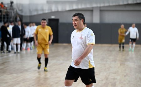 Бишкекте Президент Садыр Жапаровдун катышуусунда салттуу “Мурас” достук футбол турнири башталды