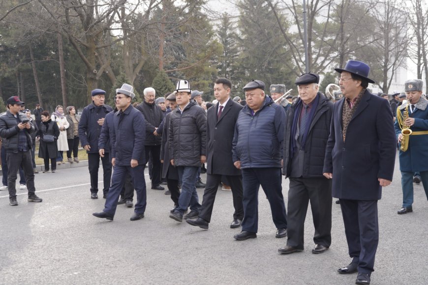 Эл акыны Нурпаис Жаркынбаев акыркы сапарга узатылды