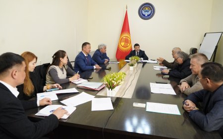 Маданият министри Мирбек Мамбеталиев өлкөдөгү чыгармачыл союздардын жетекчилери менен жолугушту