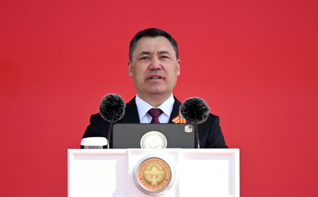 На площади Ала-Тоо состоялся военный парад