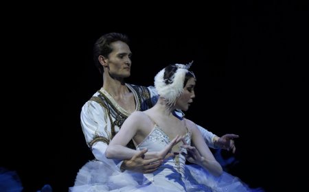 Эл аралык балет жылдыздарынын бешинчи юбилейлик фестивалы башталды