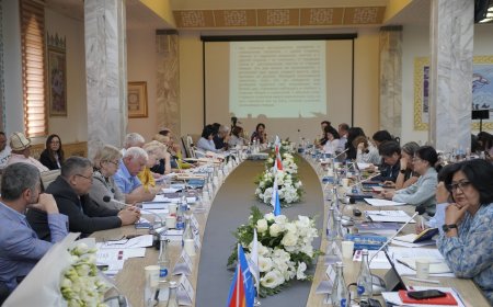 Бишкекте эпос таануучулардын эл аралык симпозиуму өтүүдө