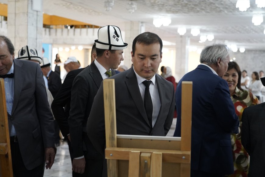 Улуттук китепканада Сооронбай Жусуевдин 100 жылдыгына арналган китеп жана сүрөт көргөзмөсү ачылды