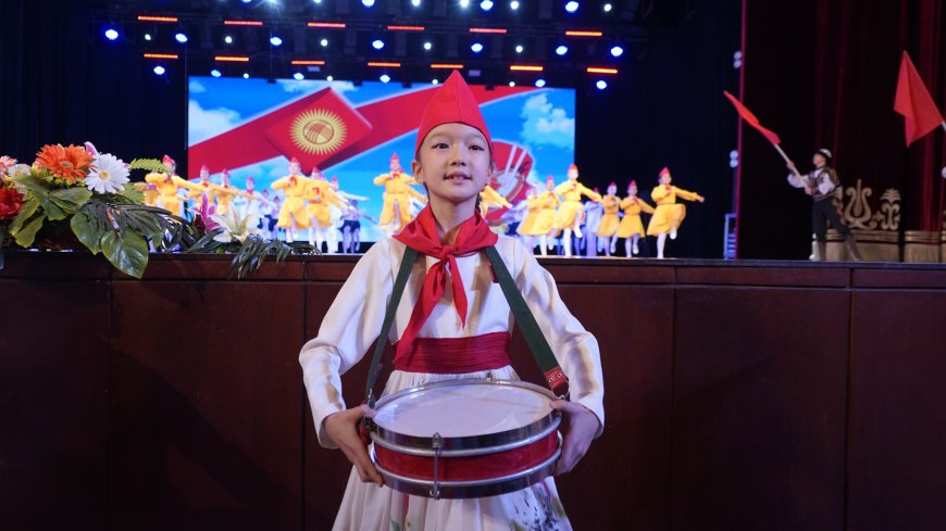 Кыргызстан Ленин Коммунисттик Жаштар Союзунун 100 жылдыгына арналган салтанаттуу иш-чара болуп өттү