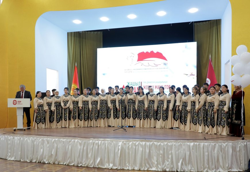 В Оше стартовал международный поэтический фестиваль «Жашыл аалам», посвящённый 85-летию Жолона Мамытова