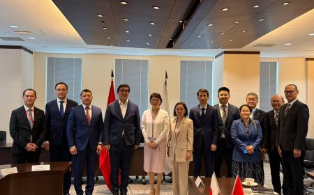 Министрлер Кабинетинин Төрагасынын орун басары Эдил Байсалов Японияда бир катар эки тараптуу жолугушууларды өткөрдү