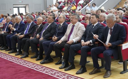 В Бишкеке прошел международный форум «Чынгыз Айтматов — будущее тюркского мира»