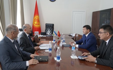 Мирбек Мамбеталиев встретился с Чрезвычайным и Полномочным Послом Республики Узбекистан в Кыргызской Республике