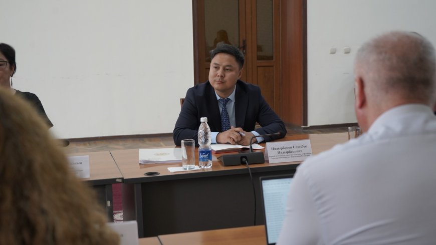 Союзбек Надырбеков встретился с представителями Всемирного банка