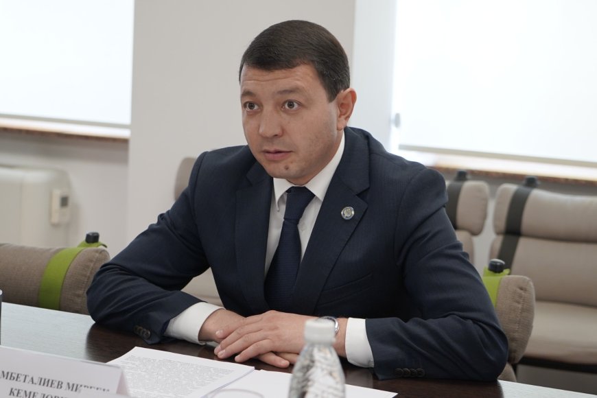 Мирбек Мамбеталиев встретился с Чрезвычайным и Полномочным Послом Туркменистана