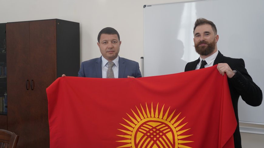 МИРБЕК МАМБЕТАЛИЕВ ЭЛ АРАЛЫК СЫНАККА КАТЫША ТУРГАН РОК ТОБУНУН ӨКҮЛҮН КАБЫЛ АЛДЫ