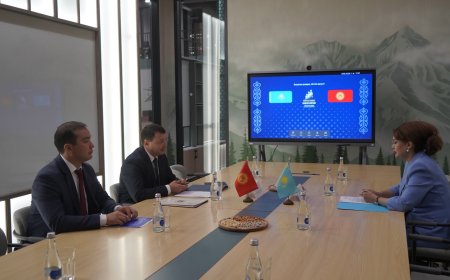 МИНИСТРЫ КУЛЬТУРЫ КЫРГЫЗСТАНА И КАЗАХСТАНА ПРОВЕЛИ ВСТРЕЧУ