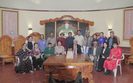 УҢГУЖОЛДУН УЧУН ИЛИКТЕП... УВС АЙМАГЫНДАГЫ УЛААНГОМДОГУ АЛГАЧКЫ КҮН