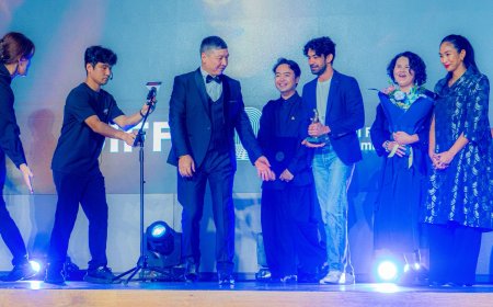 КЫРГЫЗ КИНОЧУЛАРЫ ПУСАН ЭЛ АРАЛЫК КИНОФЕСТИВАЛЫНАН ИЙГИЛИК МЕНЕН КАЙТЫШТЫ