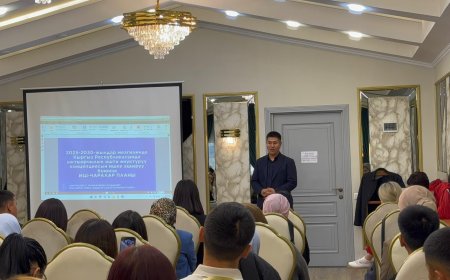 НАРЫН ЖАНА ТАЛАСТА ЖАШТАР МЕНЕН ЖОЛУГУШУУ БОЛДУ