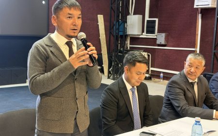 НАЗНАЧЕН НОВЫЙ ДИРЕКТОР ЧУЙСКОГО ОБЛАСТНОГО МУЗЫКАЛЬНО-ДРАМАТИЧЕСКОГО И САТИРИЧЕСКОГО ТЕАТРА ИМЕНИ Ш. ТЕРМЕЧИКОВА