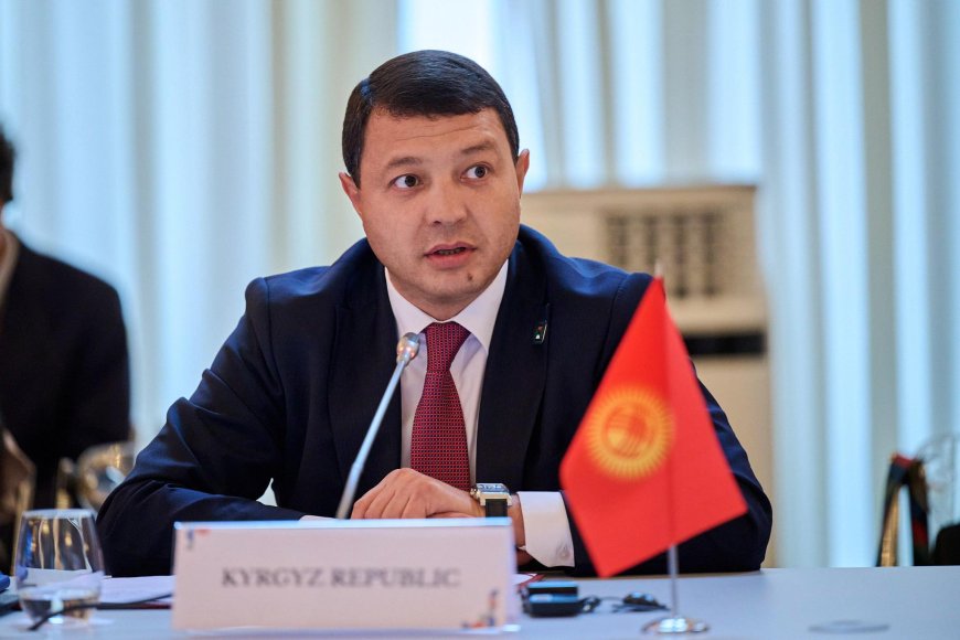 МИНИСТР М. МАМБЕТАЛИЕВ ВЫСТУПИЛ НА ВСТРЕЧЕ ДЕЯТЕЛЕЙ КУЛЬТУРЫ СТРАН ШОС