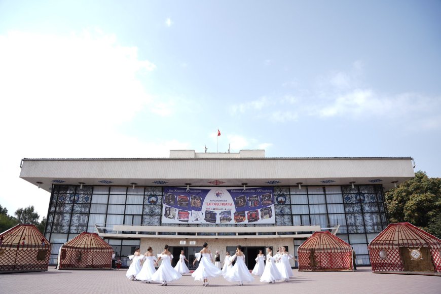 СОСТОЯЛАСЬ ЦЕРЕМОНИЯ ОТКРЫТИЯ РЕСПУБЛИКАНСКОГО ТЕАТРАЛЬНОГО ФЕСТИВАЛЯ