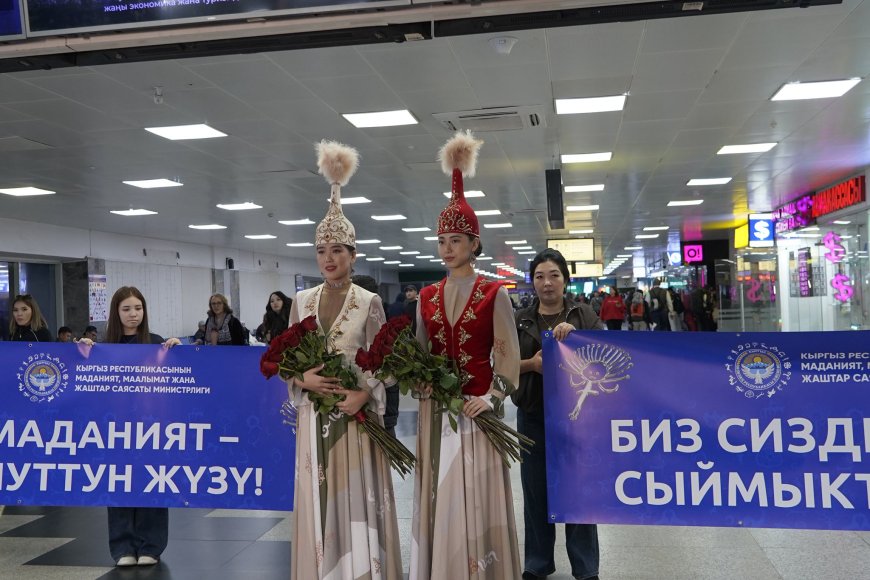 МИНИСТР КУЛЬТУРЫ ВСТРЕТИЛ ТРИО «NOMAD»