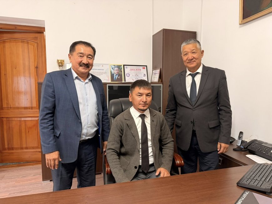 НАЗНАЧЕН НОВЫЙ ДИРЕКТОР ЧУЙСКОГО ОБЛАСТНОГО МУЗЫКАЛЬНО-ДРАМАТИЧЕСКОГО И САТИРИЧЕСКОГО ТЕАТРА ИМЕНИ Ш. ТЕРМЕЧИКОВА