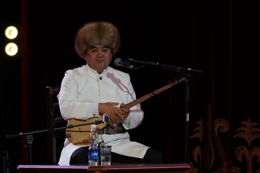 "АЛТЫН КОМУЗ" ЭЛ АРАЛЫК АЙТЫШЫ ӨТТҮ